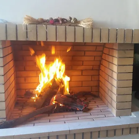 Rossa 18 Agioi Apostoloi (Attica)