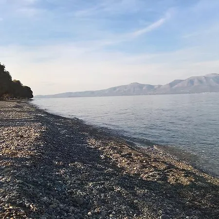 Rossa 18 Agioi Apostoloi (Attica)